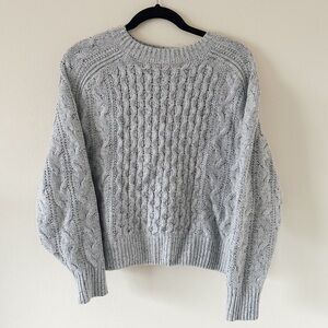 Universal Thread Cropped Corded Chucnky Gray Cable Knit Sweater Top Casual Grey
